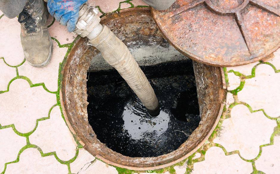comment déboucher canalisation Montreuil